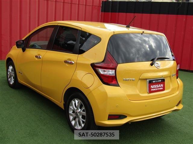 Nissan NOTE 2019-04 212990-1