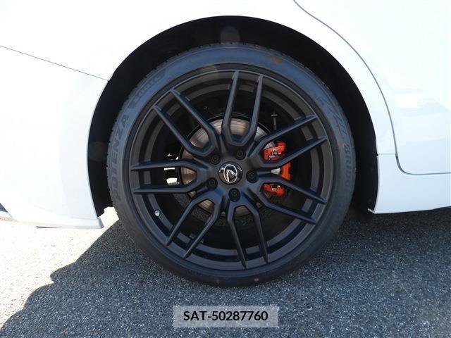 Lexus IS 2021-11 207998-18