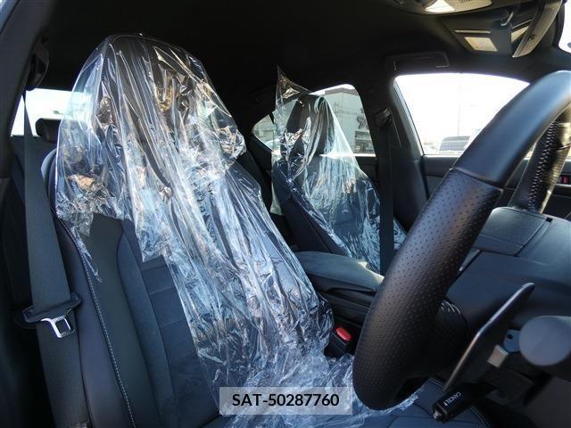 Lexus IS 2021-11 207998-5