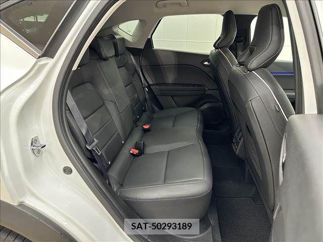 Renault CAPTUR 2021-07 223307-12