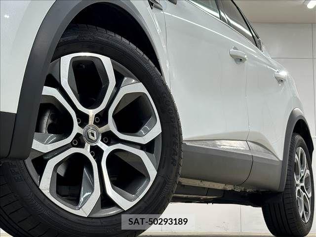 Renault CAPTUR 2021-07 223307-19