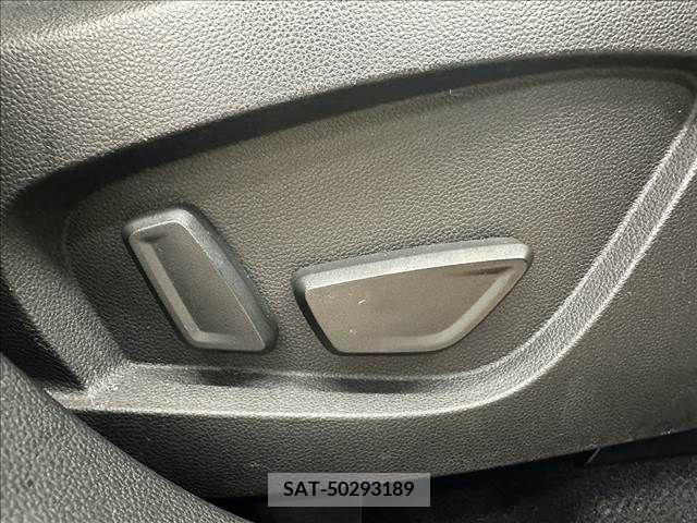 Renault CAPTUR 2021-07 223307-7