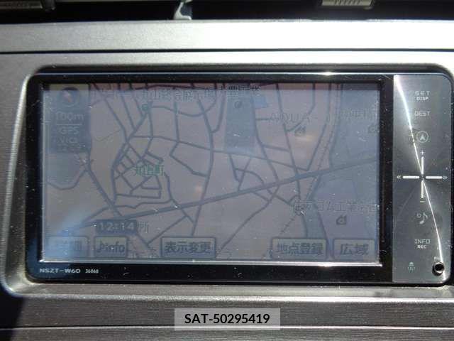 Toyota PRIUS 2010-12 200320-3