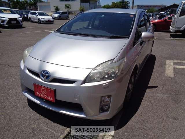 Toyota PRIUS 2010-12 200320-4