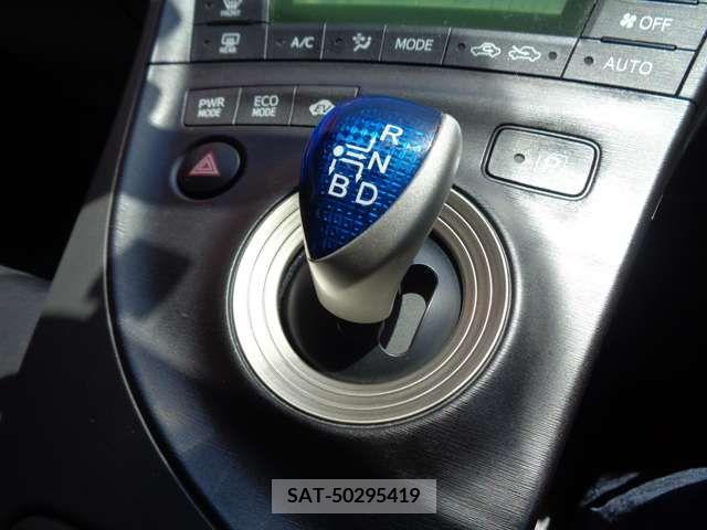 Toyota PRIUS 2010-12 200320-19