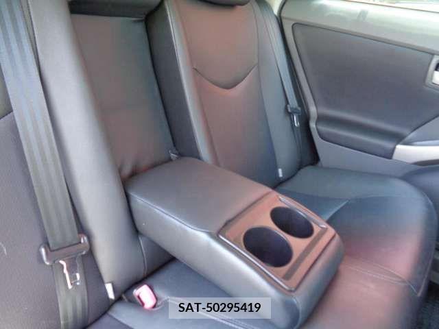 Toyota PRIUS 2010-12 200320-14