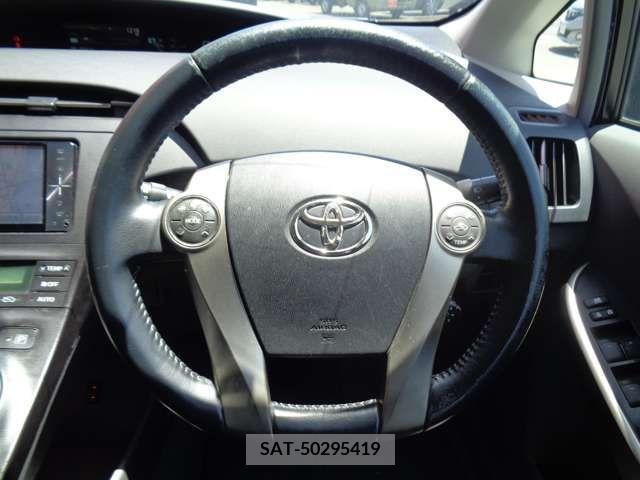 Toyota PRIUS 2010-12 200320-15