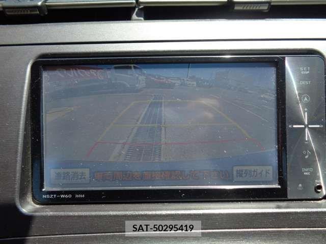Toyota PRIUS 2010-12 200320-16