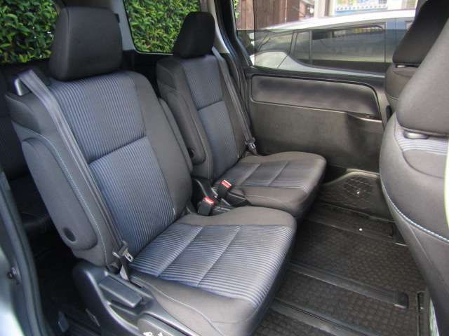 Toyota VOXY 2016-04 22454-15