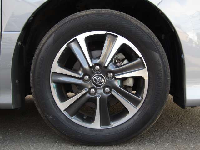 Toyota VOXY 2016-04 22454-4