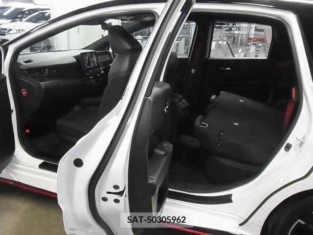 Nissan AURA 2021-10 395805-13