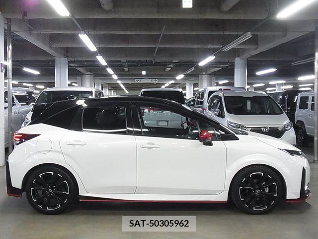 Nissan AURA 2021-10 395805-7