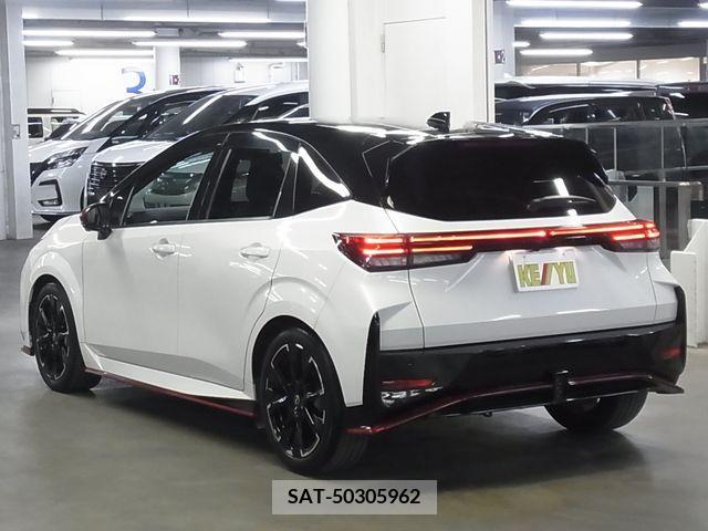 Nissan AURA 2021-10 395805-6