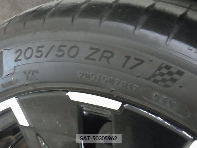 Nissan AURA 2021-10 395805-29