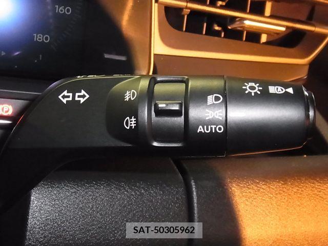 Nissan AURA 2021-10 395805-23