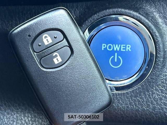Toyota VITZ 2018-10 352386-5
