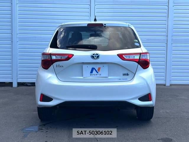 Toyota VITZ 2018-10 352386-14