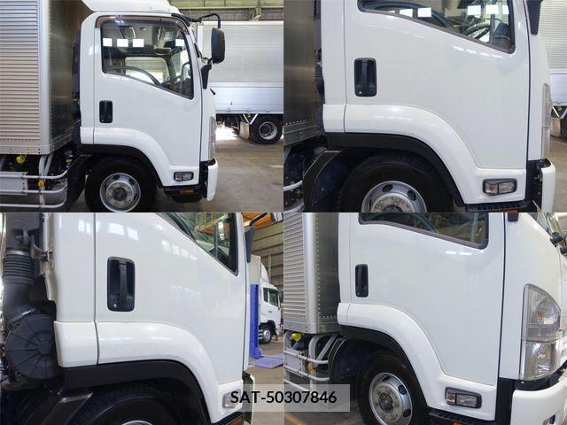 Isuzu FORWARD 2012-06 302764-4