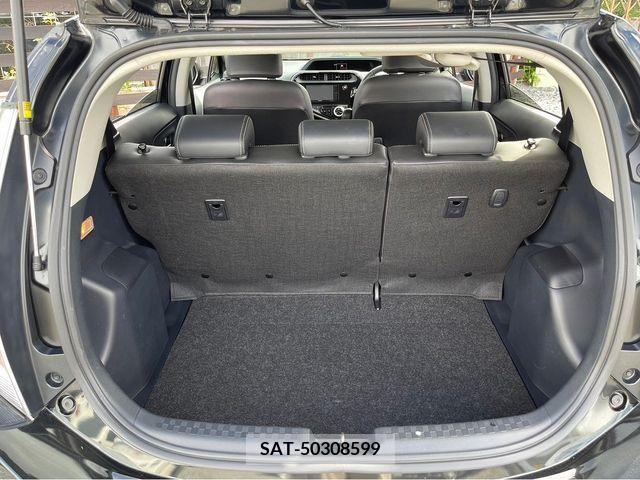 Toyota AQUA 2019-07 399399-5