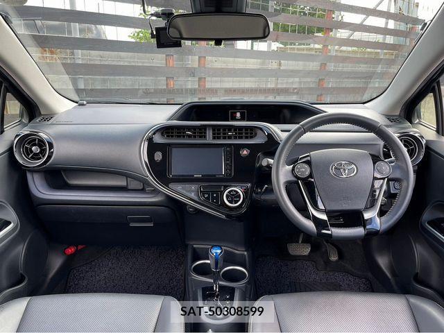 Toyota AQUA 2019-07 399399-4