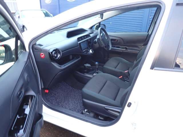 Toyota AQUA 2016-09 973-7
