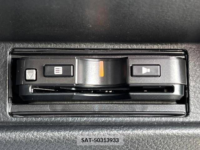 Suzuki ALTO 2017-05 305051-3