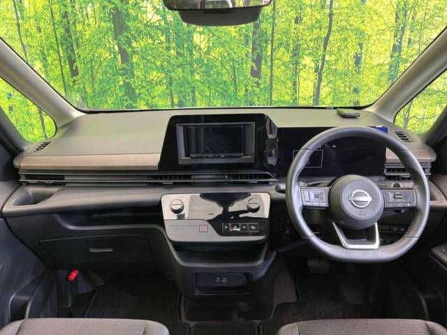 Nissan SERENA 2023-03 181921-1
