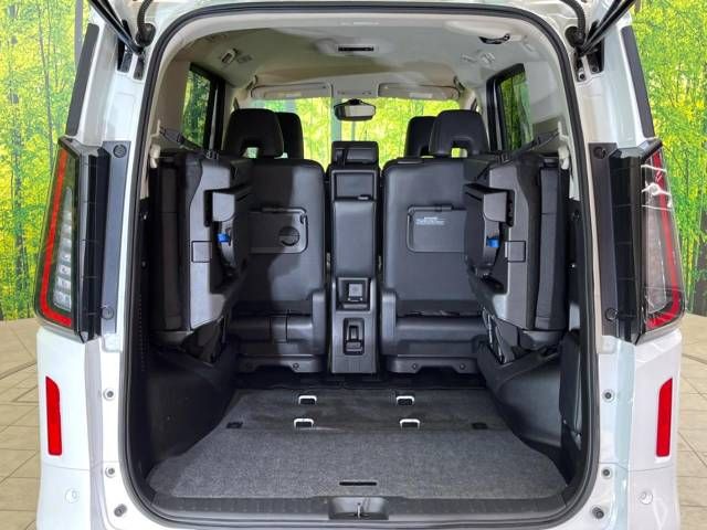 Nissan SERENA 2023-03 181921-11