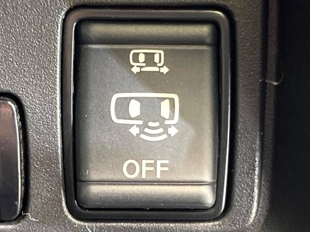 Nissan SERENA 2023-03 181921-6