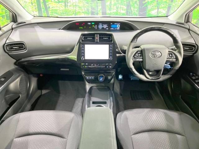 Toyota PRIUS 2022-11 11471-1