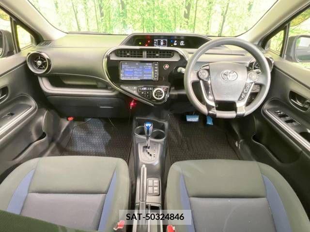 Toyota AQUA 2017-07 343010-1