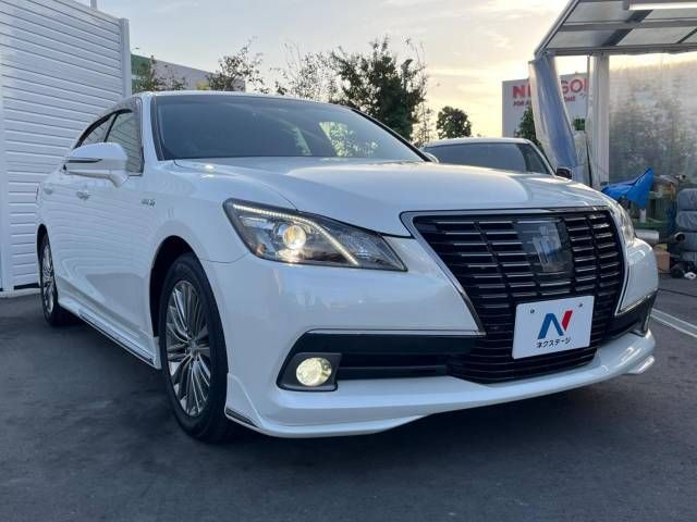 Toyota CROWN SEDAN 2015-03 15860-16