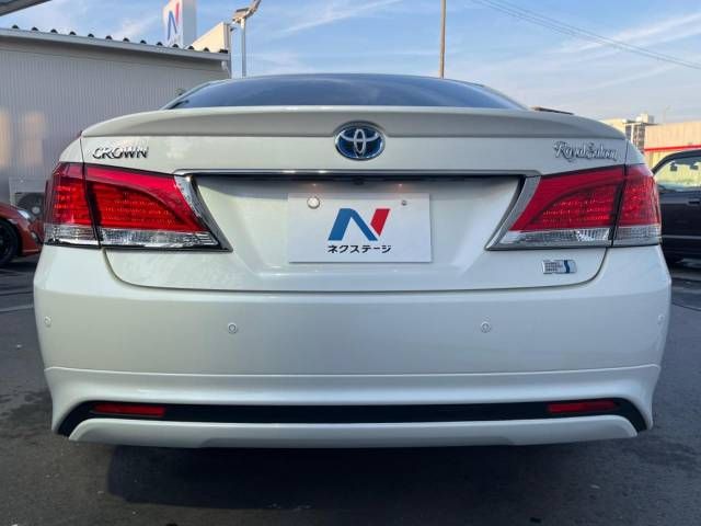 Toyota CROWN SEDAN 2015-03 15860-15