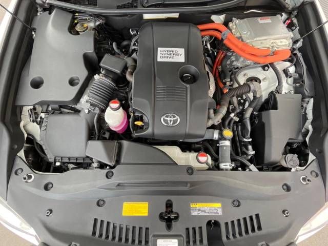 Toyota CROWN SEDAN 2015-03 15860-18