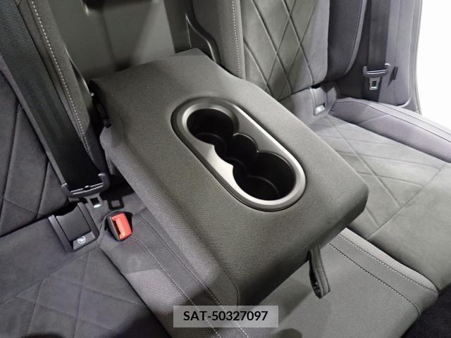 VolksWagen GOLF 2021-08 370653-18