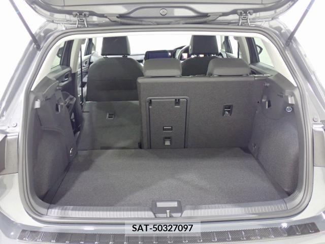 VolksWagen GOLF 2021-08 370653-14