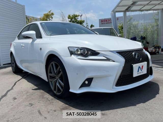 Lexus IS 2014-09 297919-17