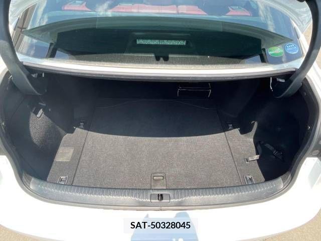 Lexus IS 2014-09 297919-12