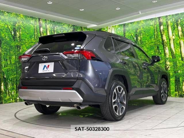 Toyota RAV4 2019-12 212389-17