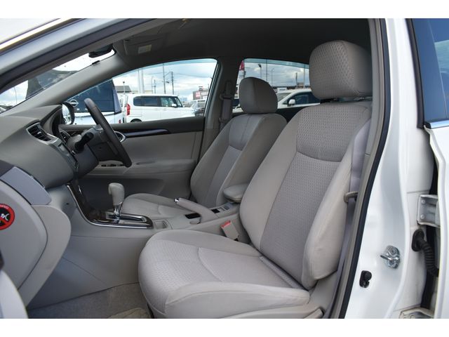 Nissan Sylphy 2013-04 16079-12