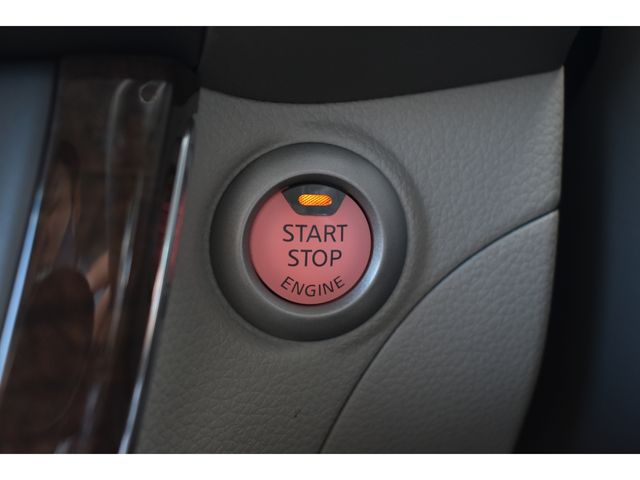 Nissan Sylphy 2013-04 16079-9