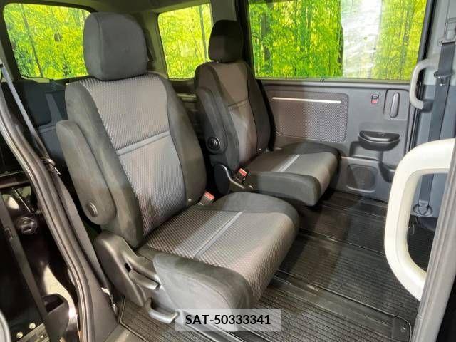 Honda e 2015-12 336854-10