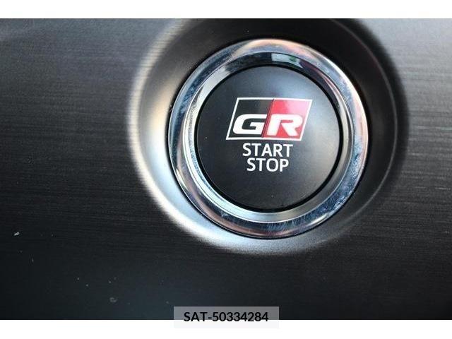 Toyota PRIUS PHV 2018-08 322604-16