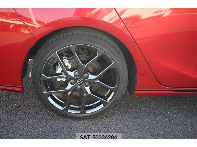 Toyota PRIUS PHV 2018-08 322604-6