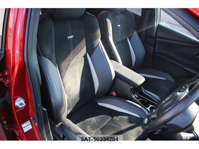 Toyota PRIUS PHV 2018-08 322604-12