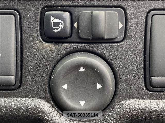 Nissan NOTE 2017-03 351230-27