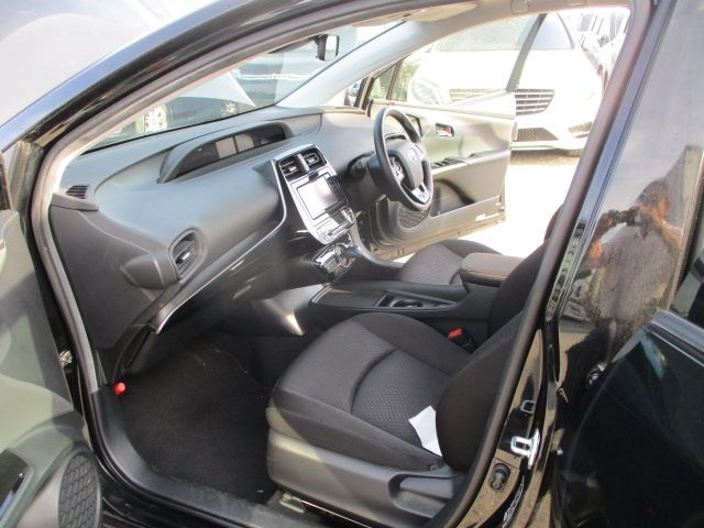 Toyota PRIUS 2019-03 3853-11