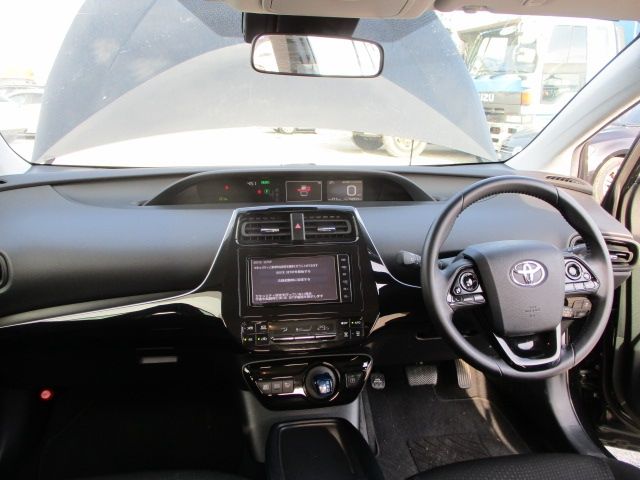Toyota PRIUS 2019-03 3853-2