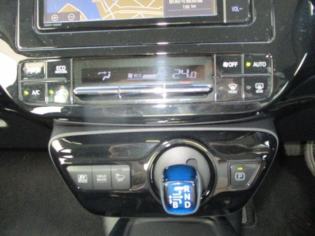 Toyota PRIUS 2019-03 3853-22