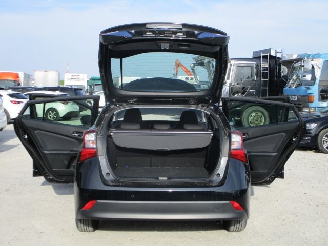 Toyota PRIUS 2019-03 3853-13